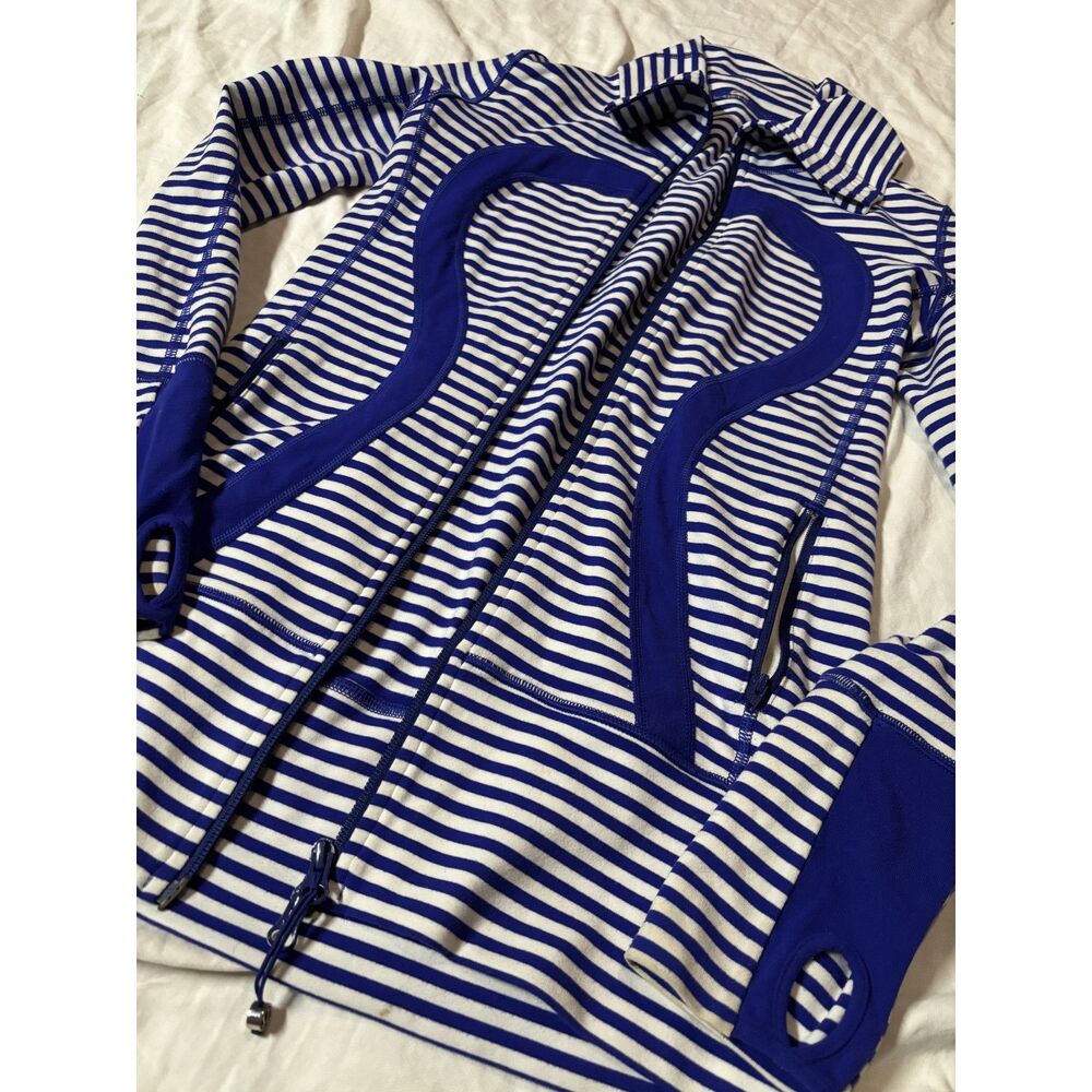 Lululemon Blue White Striped Define Style Full Zip Athletic Jacket Size 4 - Picture 3 of 6
